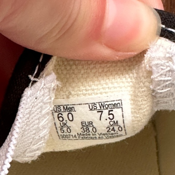 Vans Slip-On Checkerboard Shoe - Picture 6 of 7